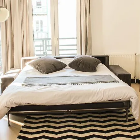Apartment Centre De *